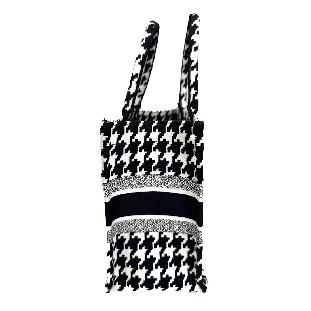 Dior Black & White MM Book Tote - Jiaxyk