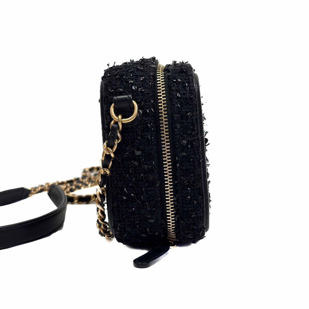 Chanel Quilted Tweed Filigree Camera Bag - Jiaxyk