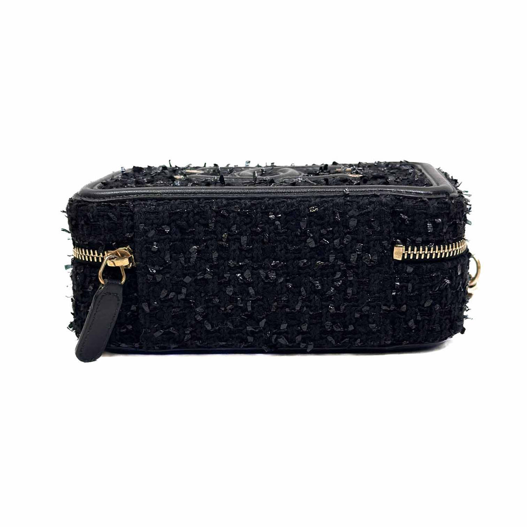 Chanel Quilted Tweed Filigree Camera Bag - Jiaxyk