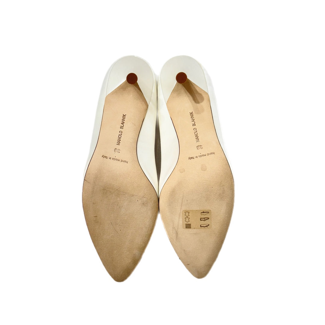 Manolo Blahnik Hangisi Buckle Pumps White #38 - Jiaxyk
