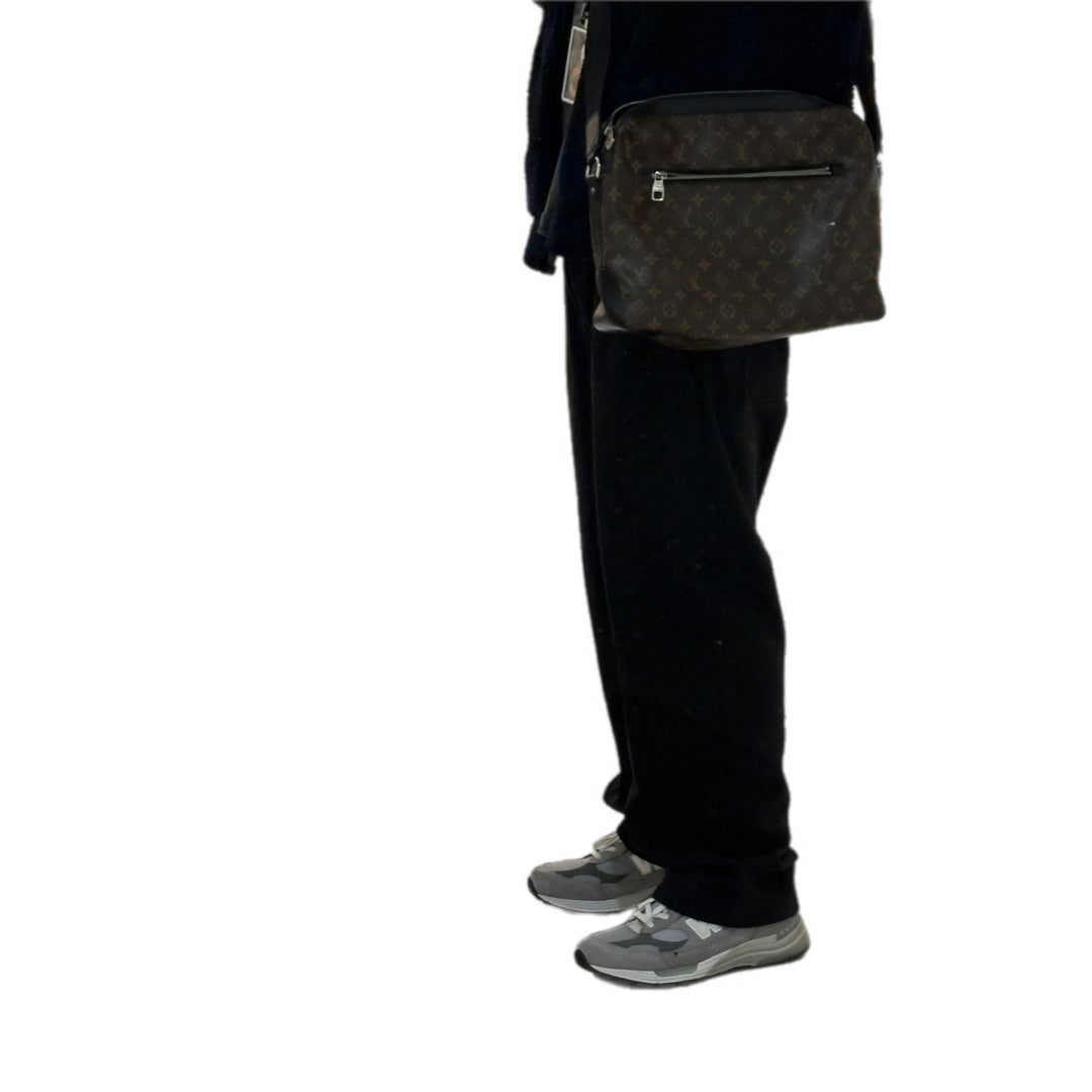 Louis Vuitton Zip Strap Bag