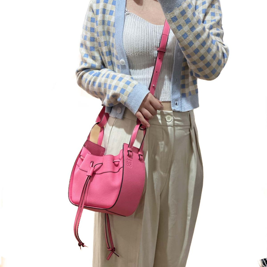 Loewe Pink Mini Hammock Bag - Jiaxyk
