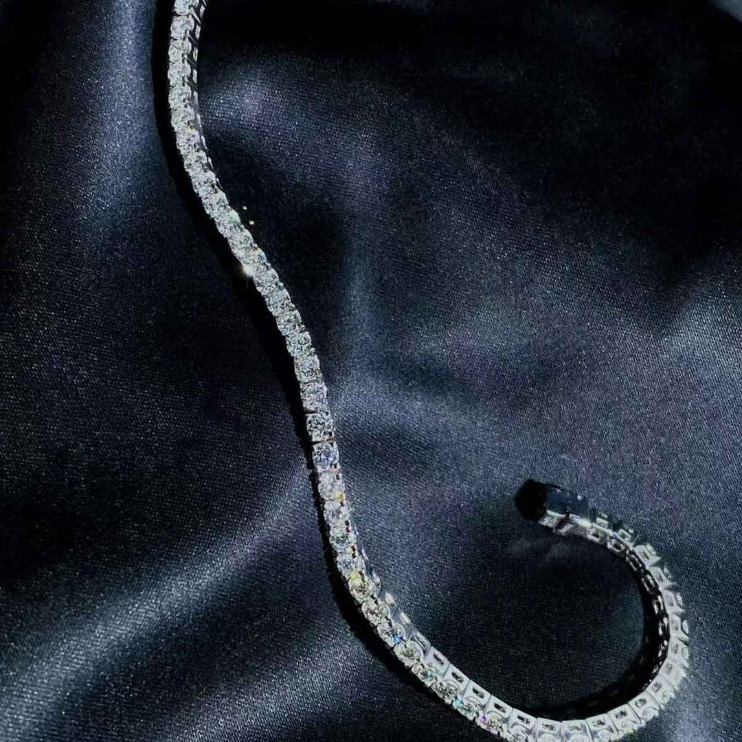 White Diamond Tennis Bracelet D4.32ct,F-G VS,18K