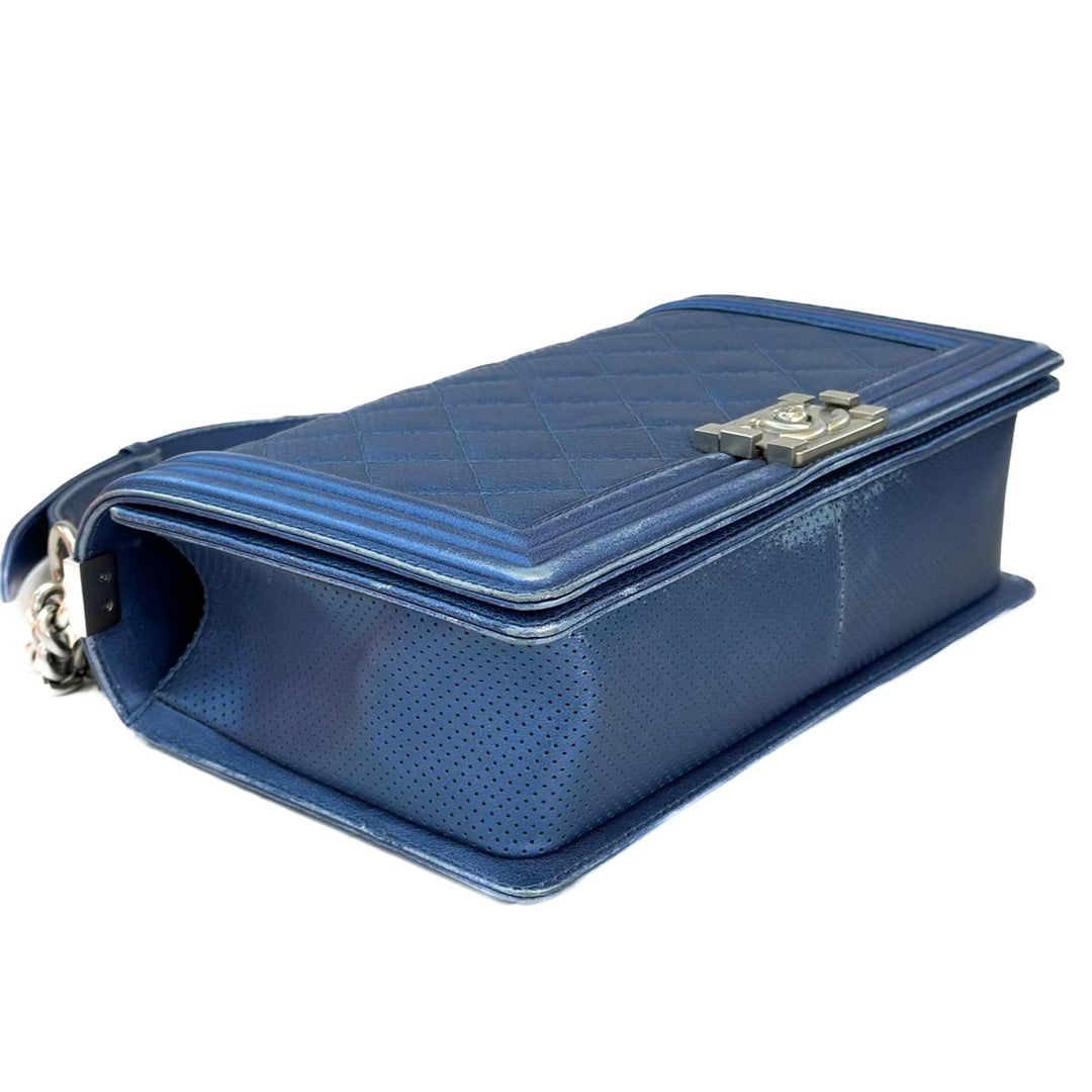 Chanel Medium Blue Leboy Bag - Jiaxyk