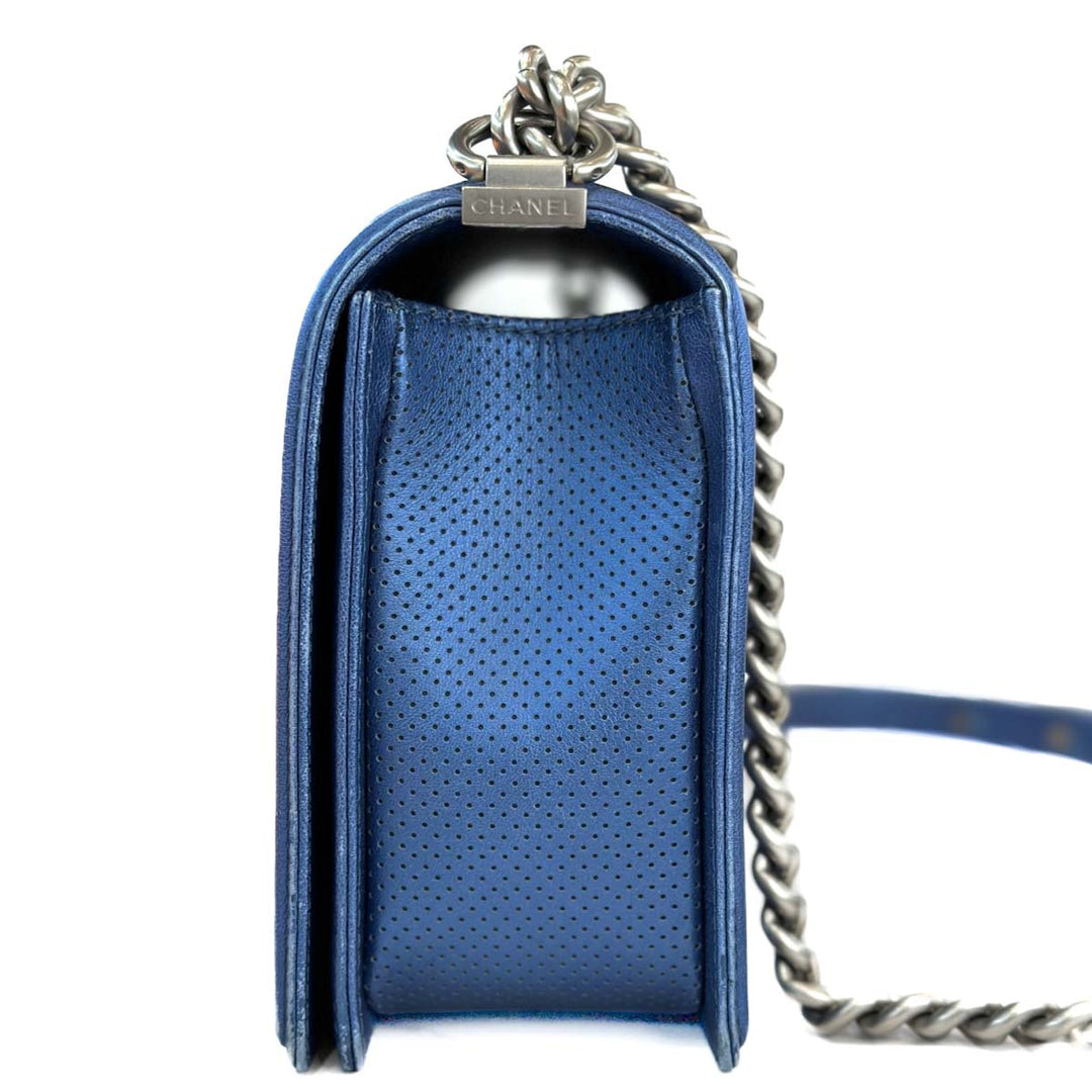 Chanel Medium Blue Leboy Bag - Jiaxyk