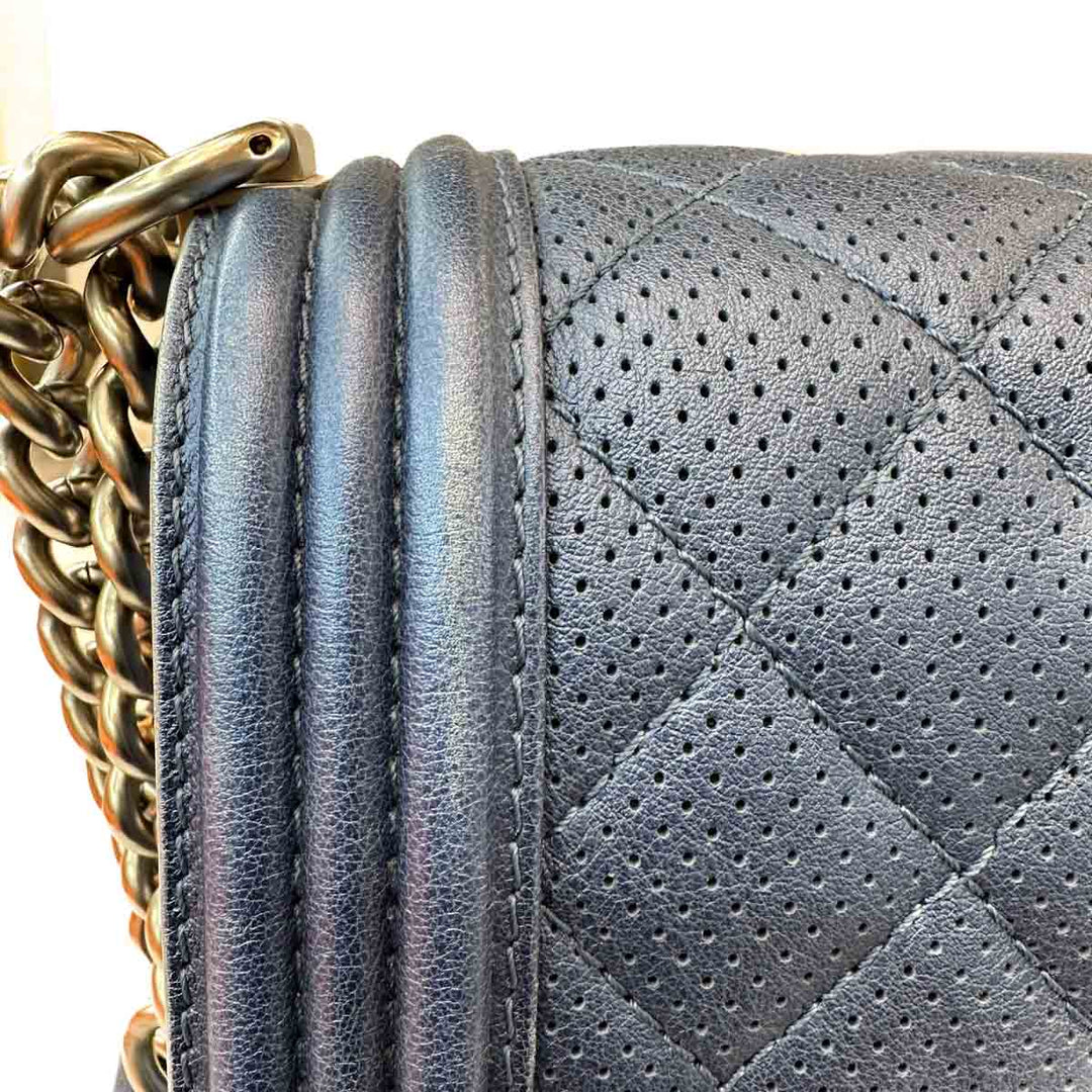 Chanel Medium Blue Leboy Bag - Jiaxyk