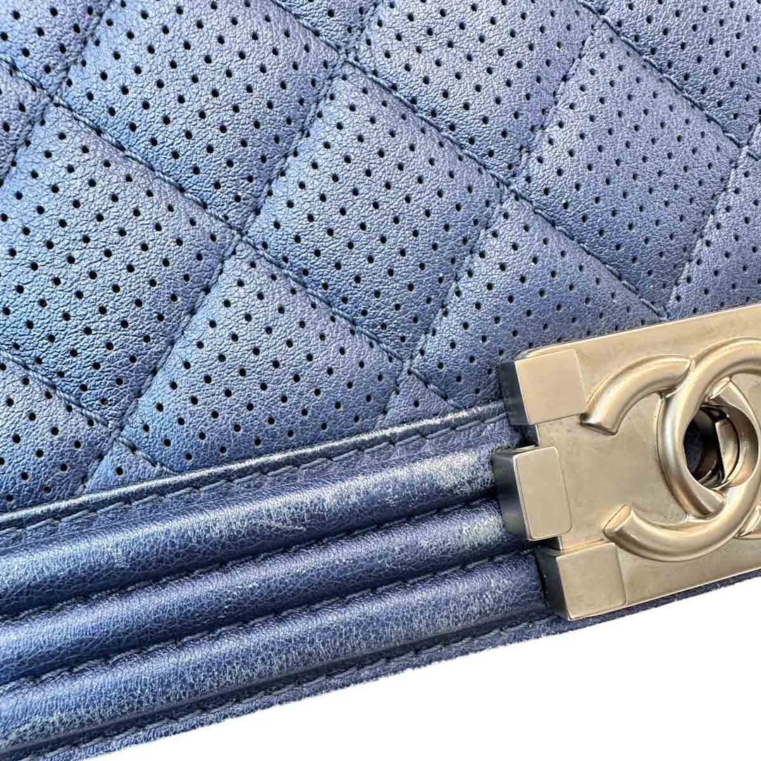 Chanel Medium Blue Leboy Bag - Jiaxyk