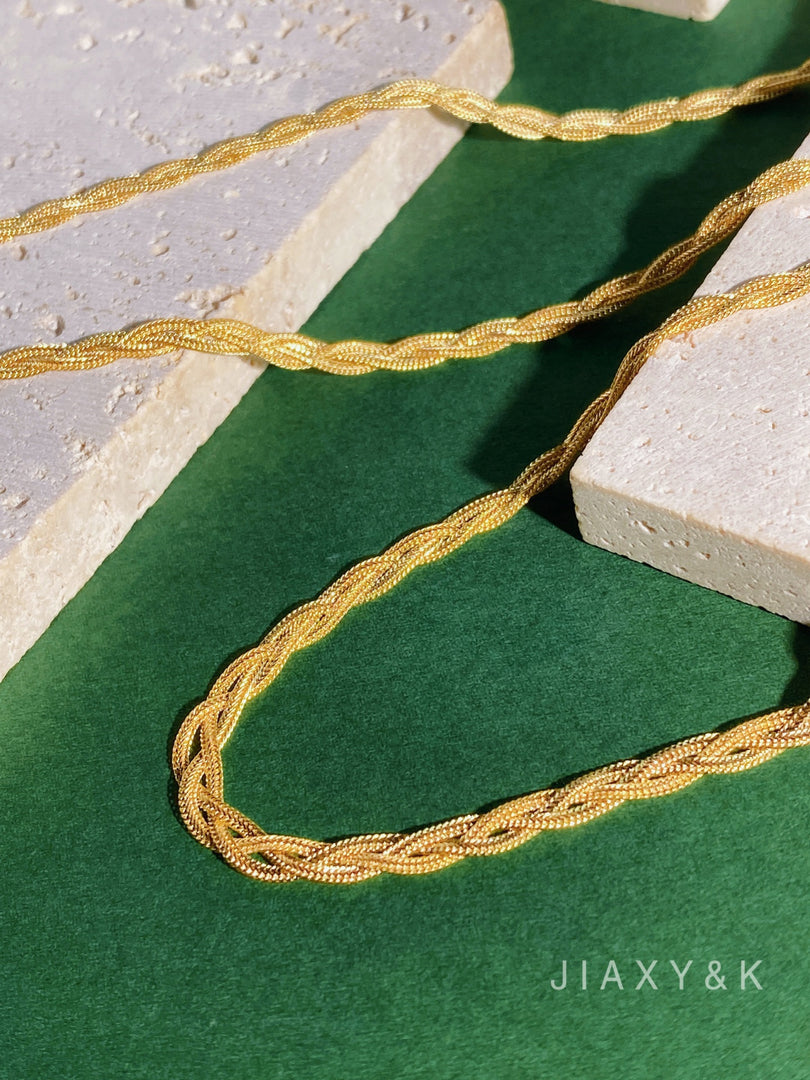 Italian Craftsmanship Braided Necklace in 18K Gold - Jiaxyk