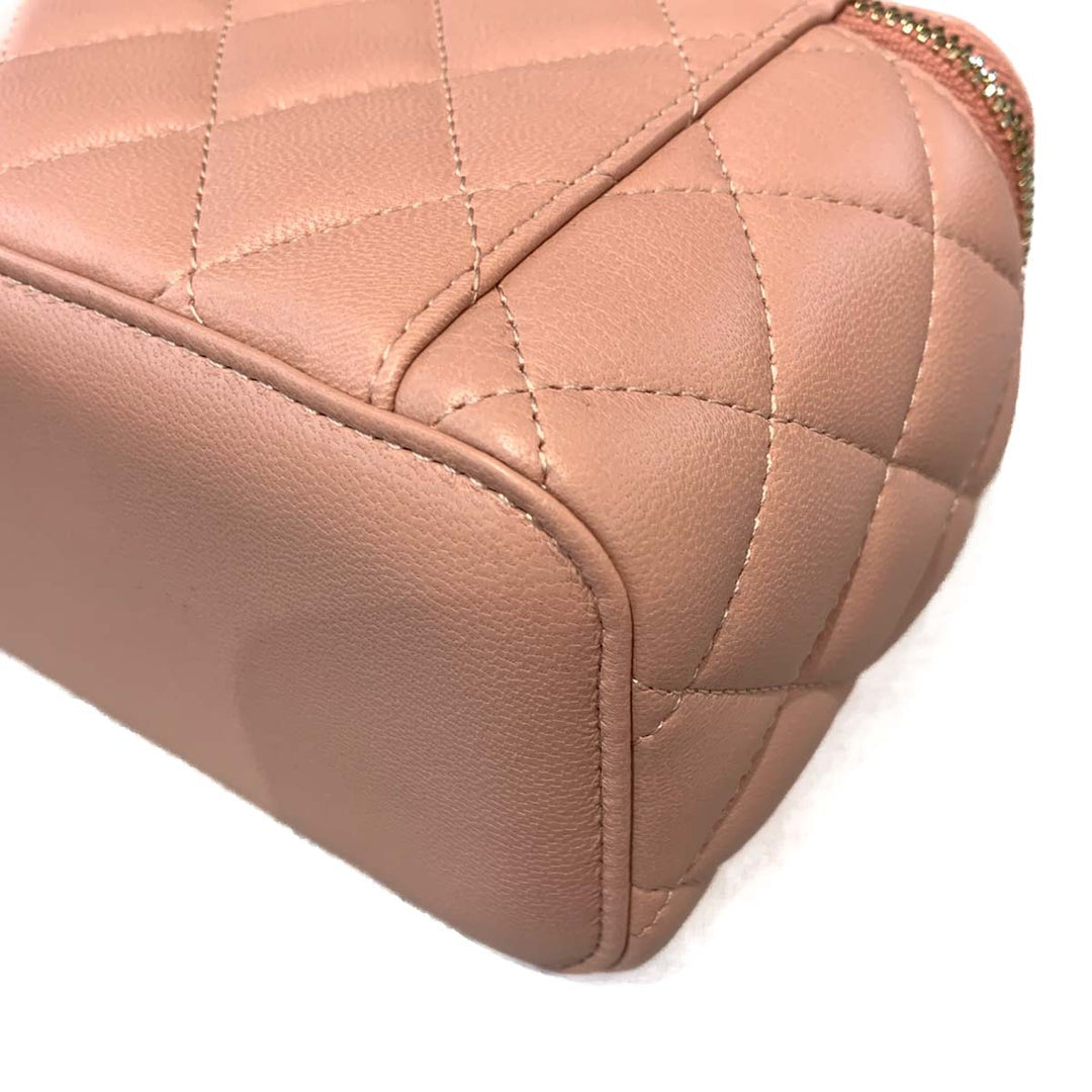 Chanel Pink Vanity Case with Pearl Crush - Jiaxyk