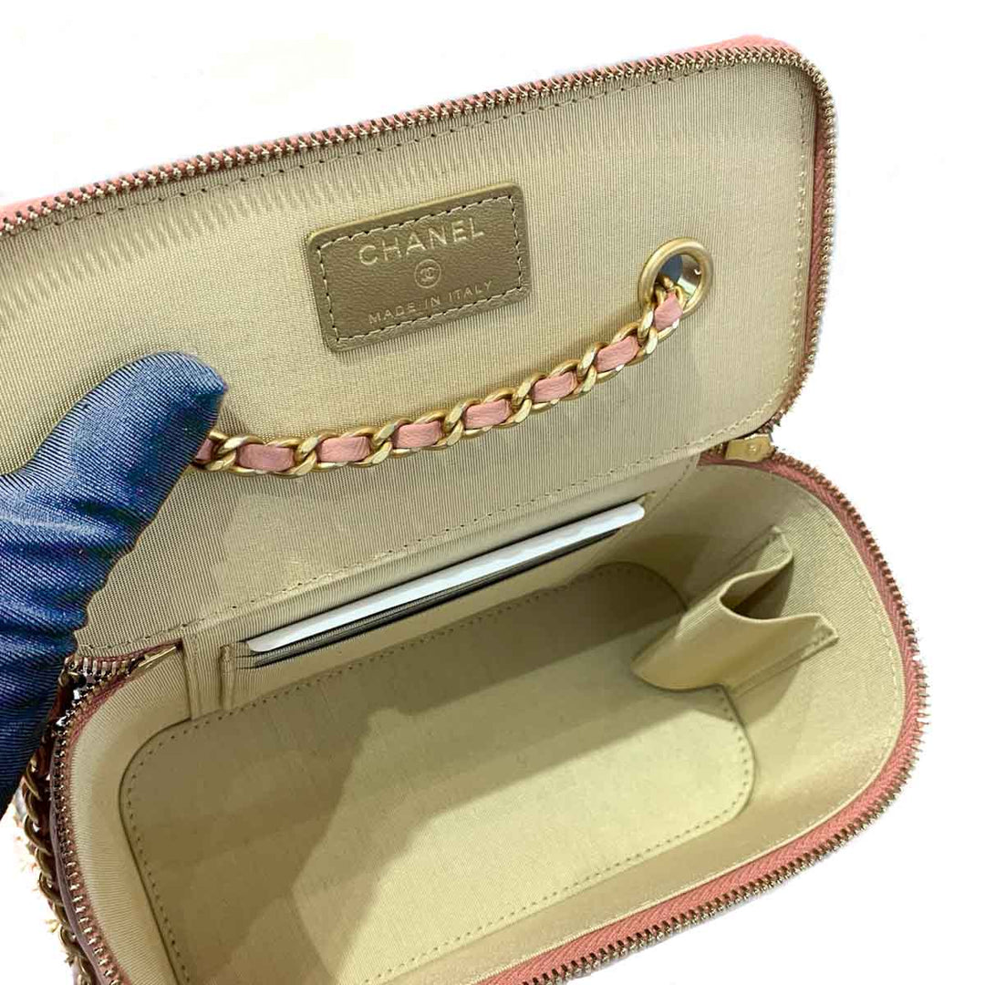 Chanel Pink Vanity Case with Pearl Crush - Jiaxyk