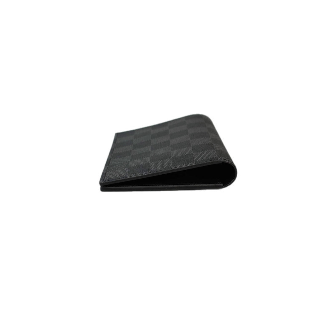 Louis Vuitton Passport Holder Damier
