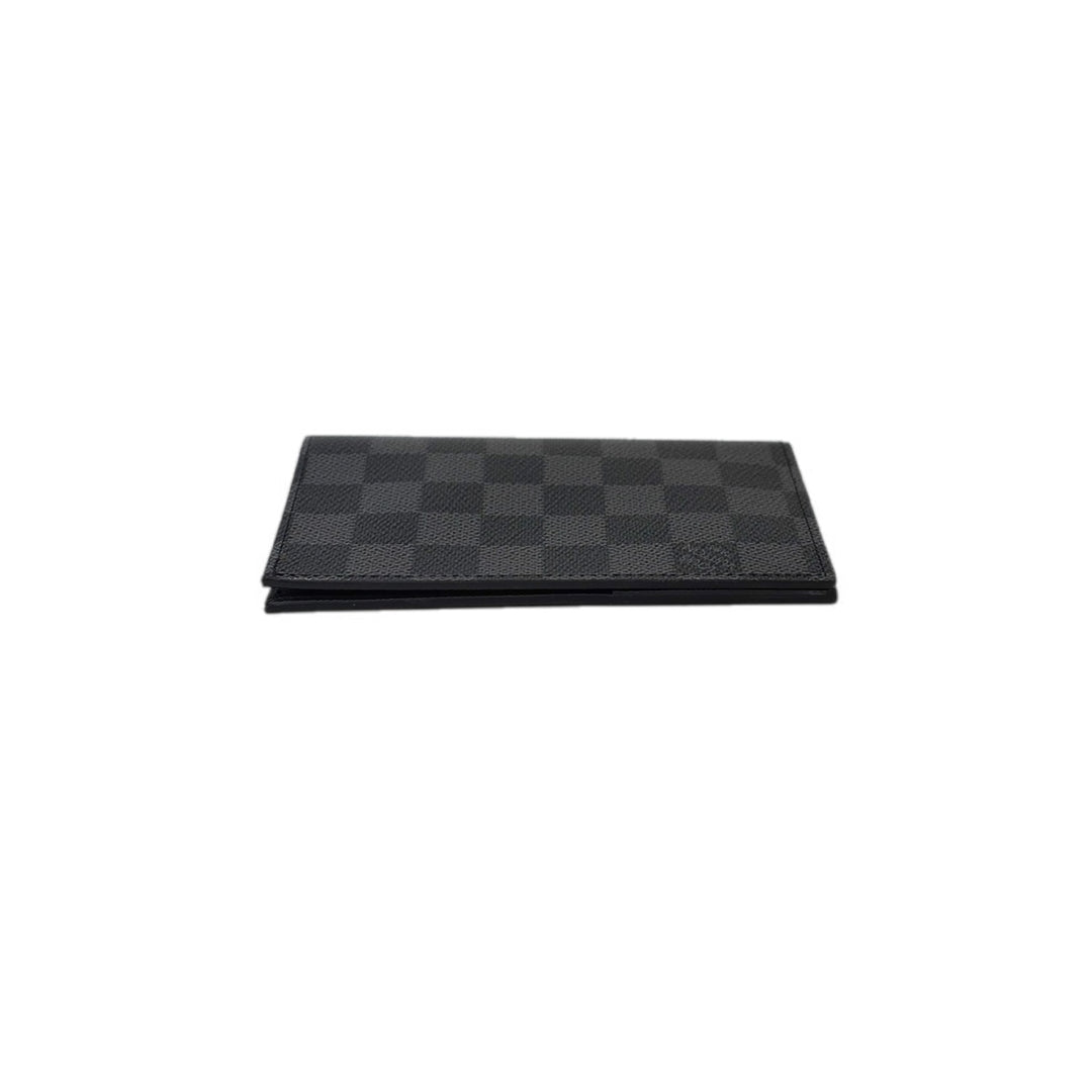 Louis Vuitton Passport Holder Damier