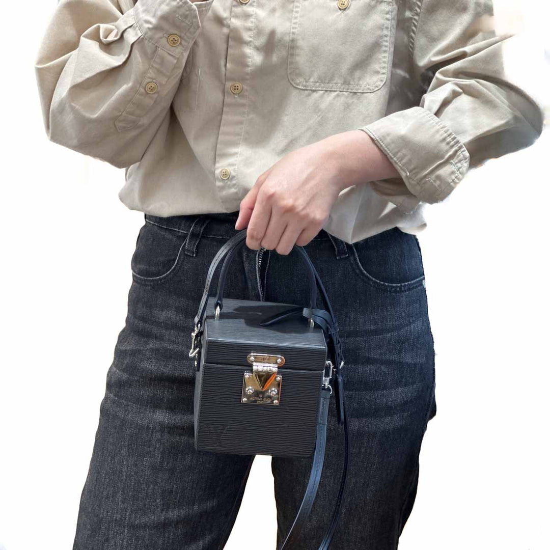 Louis Vuitton Black Epi Bleecker Box Bag - Jiaxyk