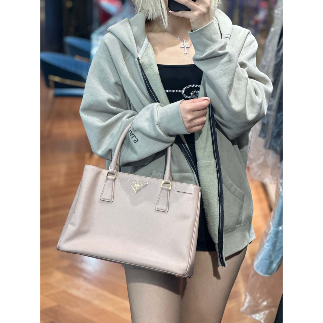 Prada Large Nude Pink Saffiano Bag - Jiaxyk