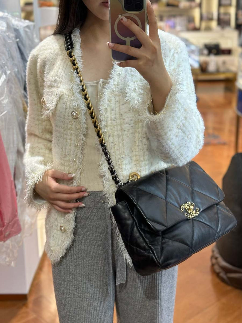 Chanel Medium 19 Bag - Jiaxyk