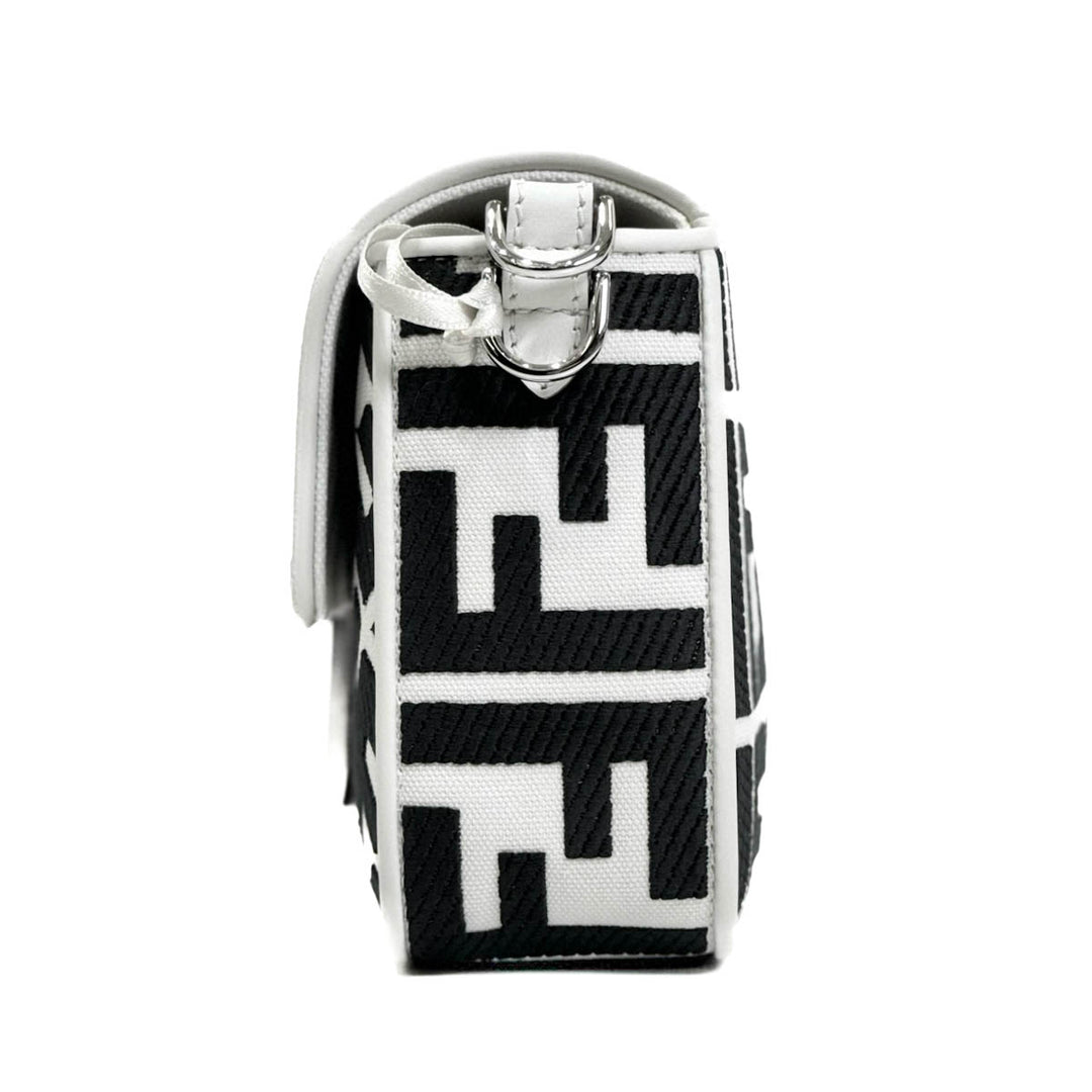 Fendi Small Black/White Baguette Bag - Jiaxyk