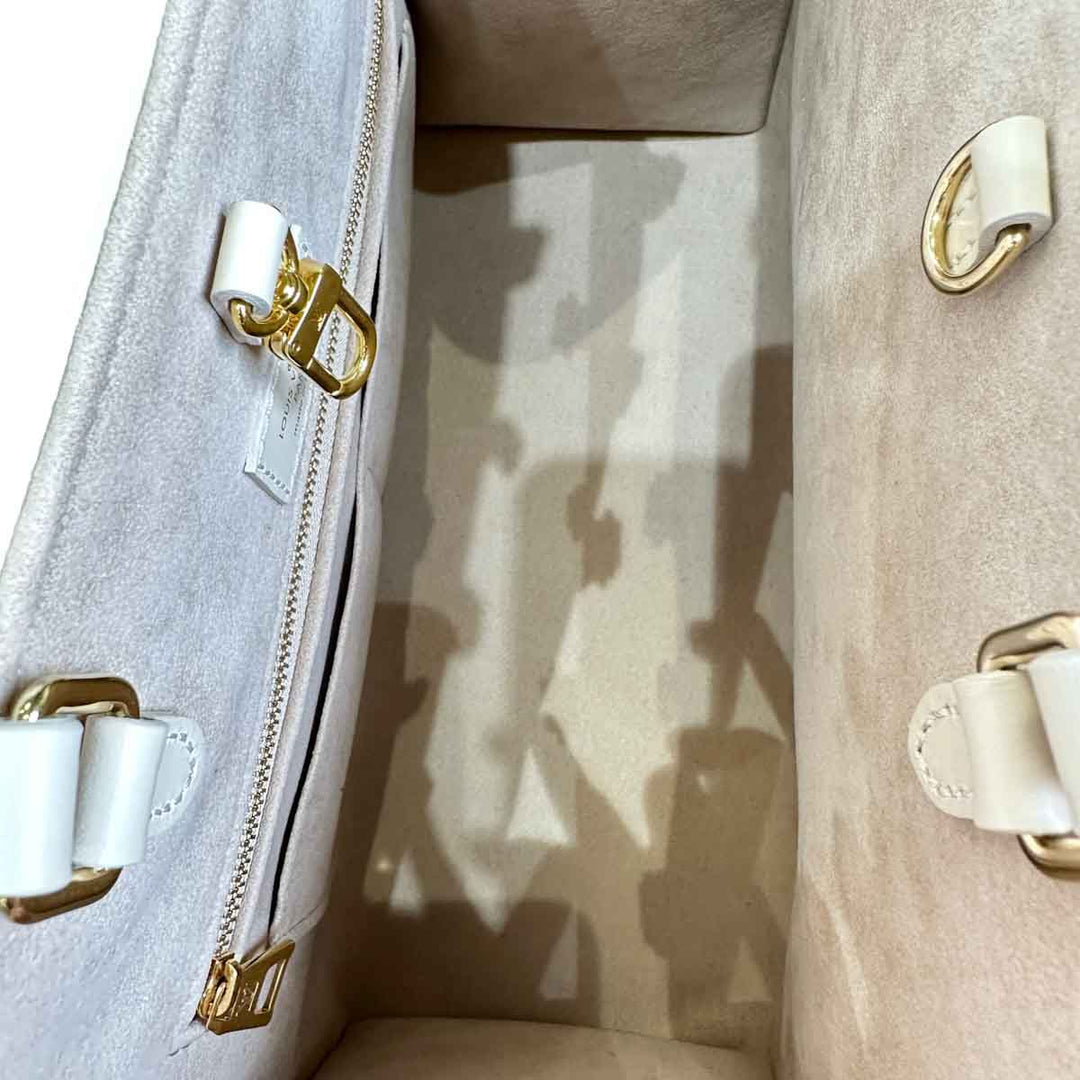 Louis Vuitton OntheGo MM - Jiaxyk