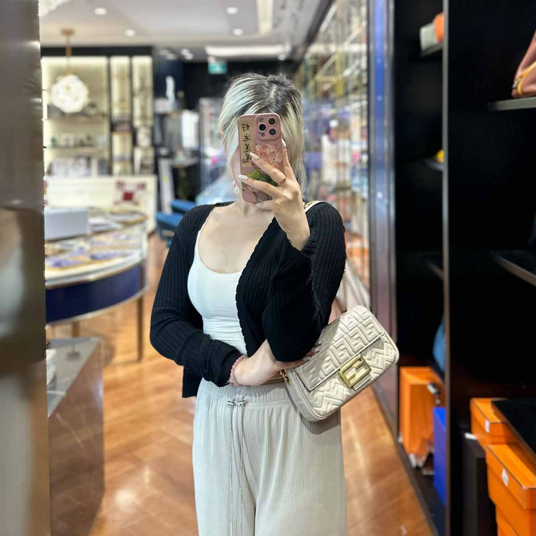 Fendi Small Nude Baguette Bag - Jiaxyk