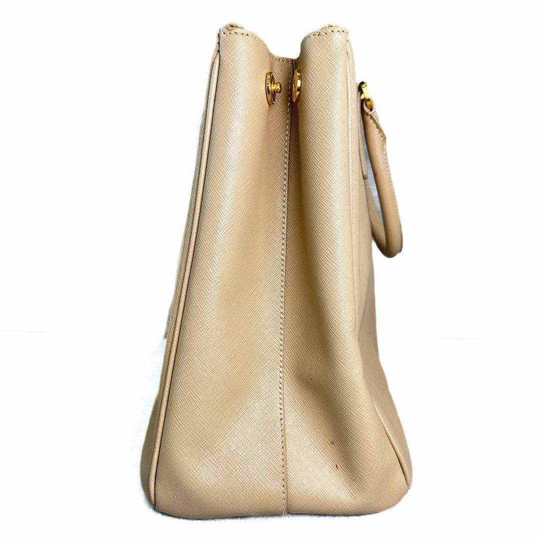 Prada Large Nude Saffiano Bag - Jiaxyk