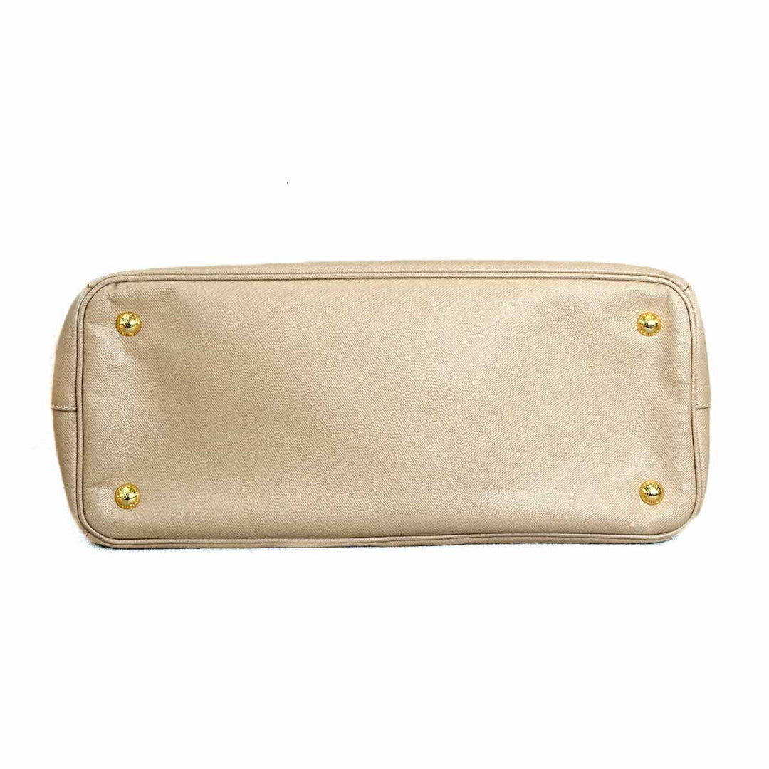 Prada Large Nude Saffiano Bag - Jiaxyk