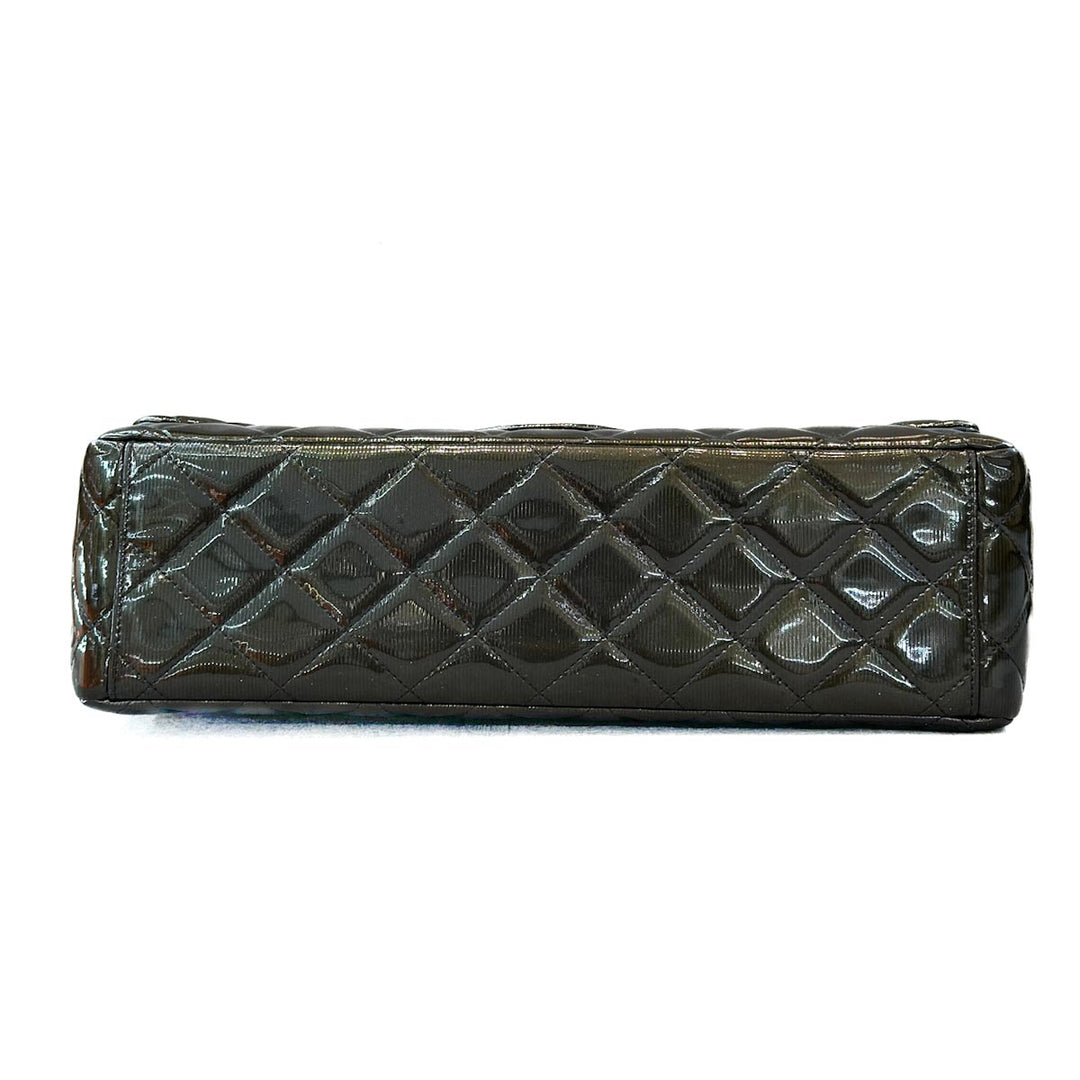 Chanel Maxi Classic Flap Patent Olive Green - Jiaxyk