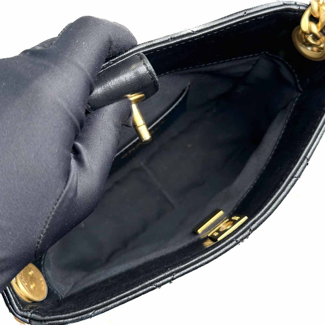 Chanel Lambskin Pillow Crush Hobo Black - Jiaxyk