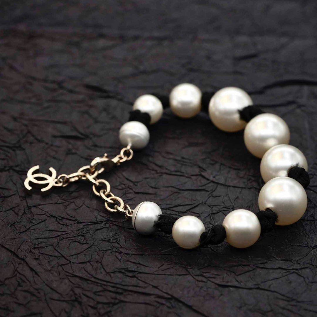 Chanel CC Logo Peal Bracelet A16 K - Jiaxyk