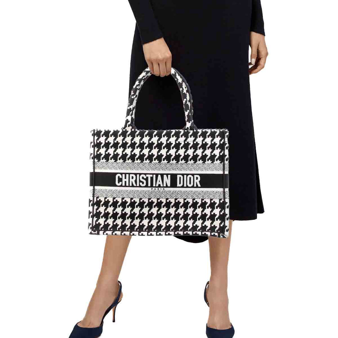 Dior Black & White MM Book Tote - Jiaxyk