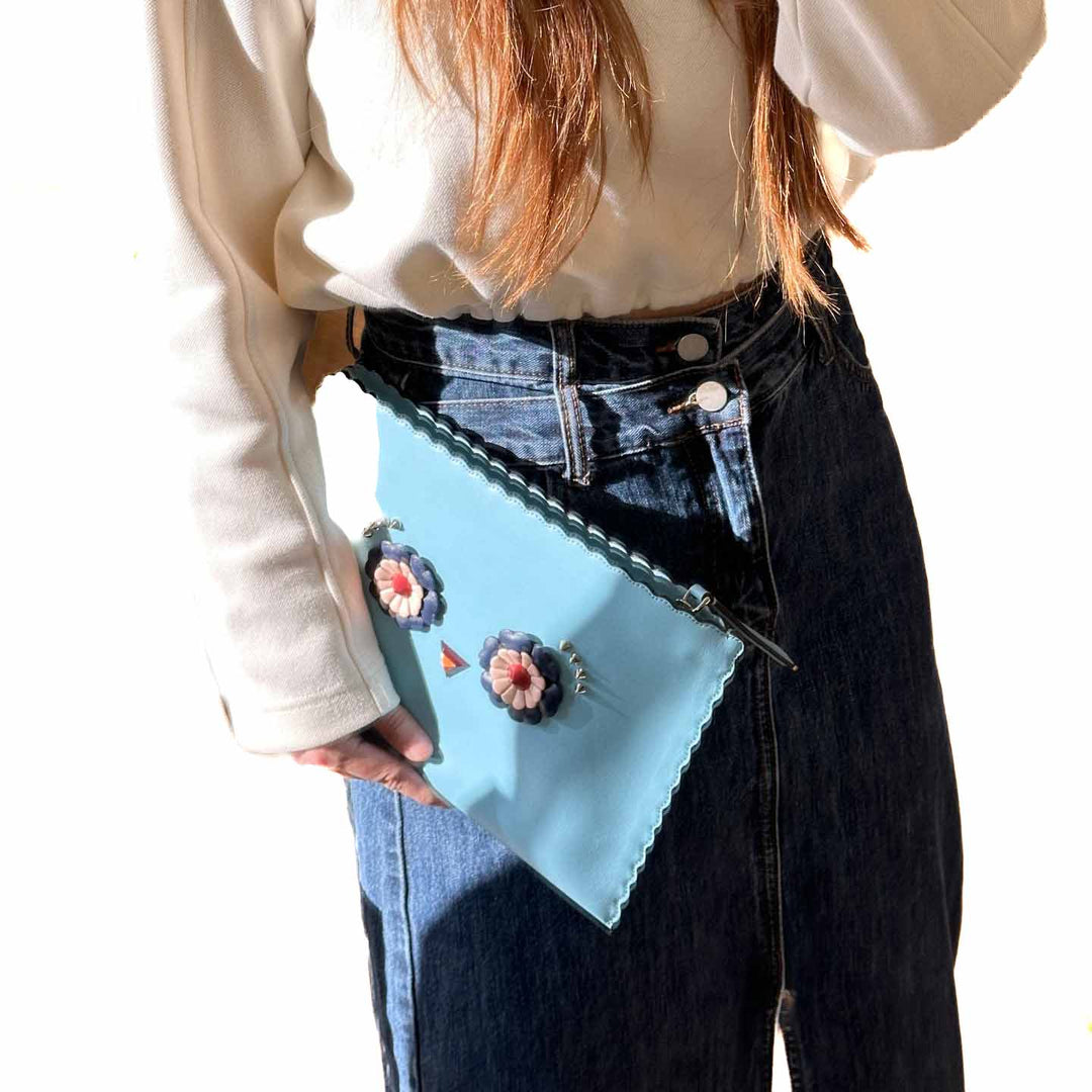 Fendi Vitello Century Flat Pouch - Jiaxyk