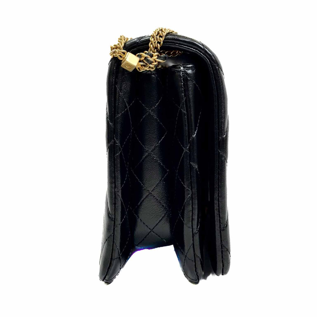 Chanel 22A Black On and On Chain Flap Shoulder Bag - Jiaxyk