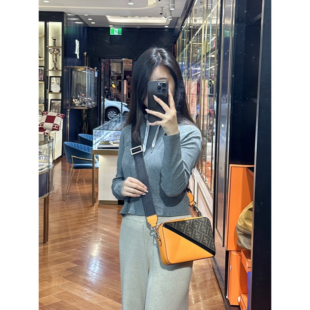 Fendi Diagonal Camera Case Bag - Jiaxyk