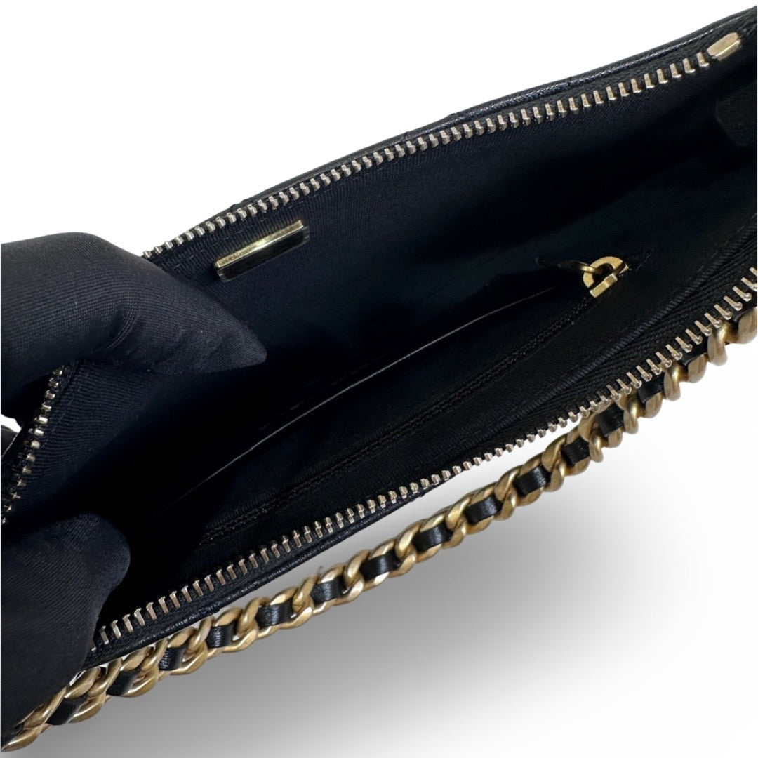 Chanel Black Lambskin Hobo Bag - Jiaxyk