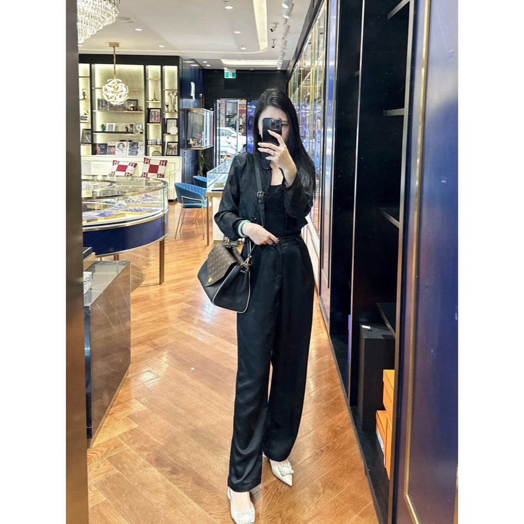Louis Vuitton Double V Handbag - Jiaxyk