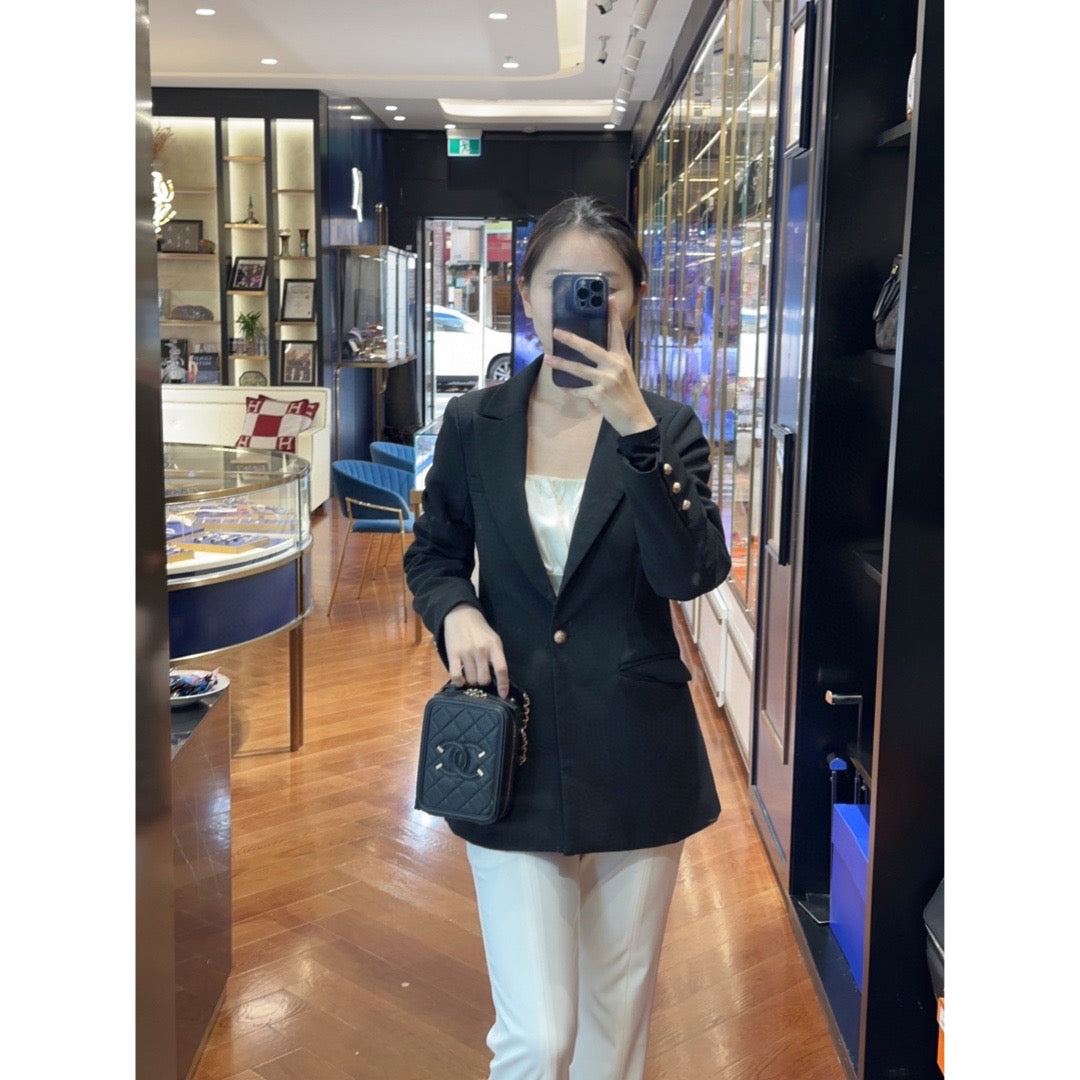 Chanel Black Filigree Vanity Case - Jiaxyk