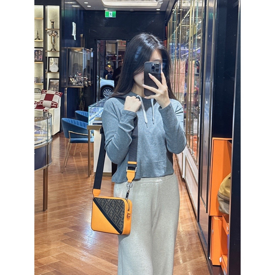 Fendi Diagonal Camera Case Bag - Jiaxyk