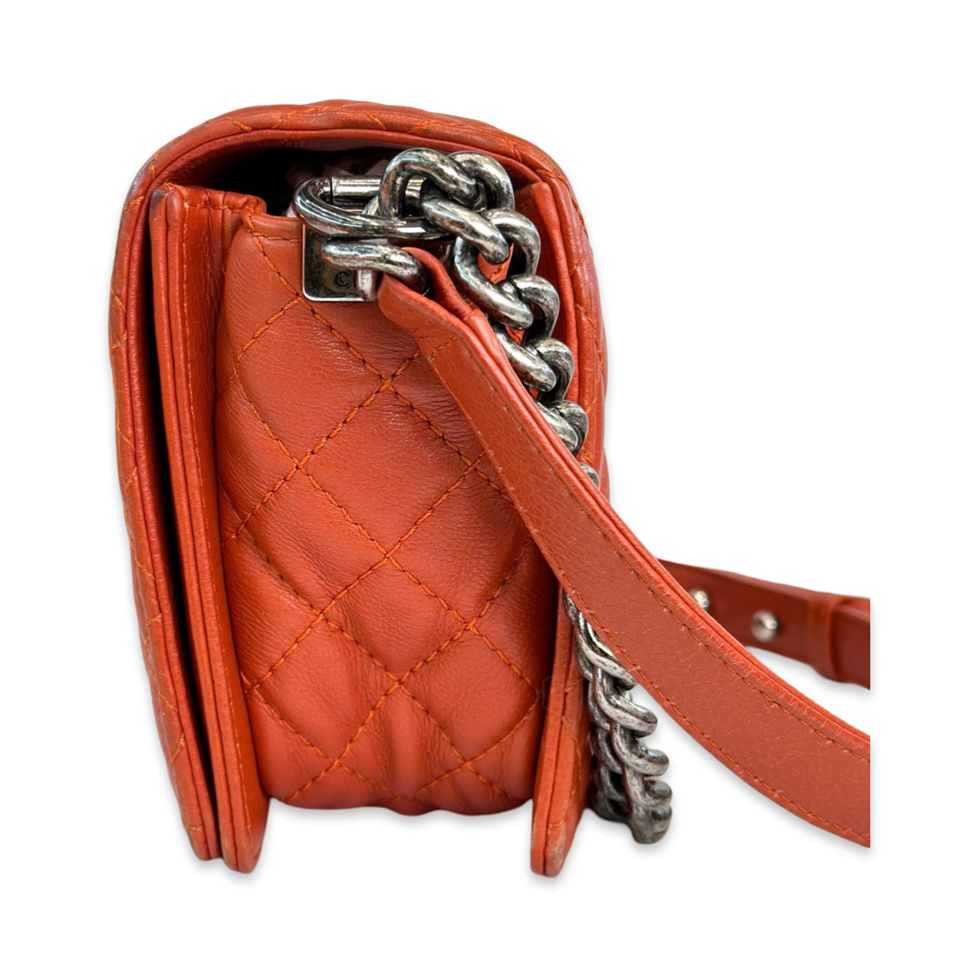 Chanel Medium Reverso Boy Bag - Jiaxyk