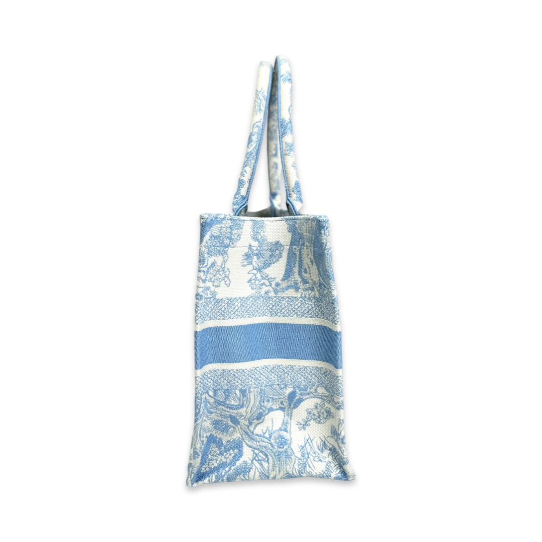 Dior Medium Book Tote - Jiaxyk