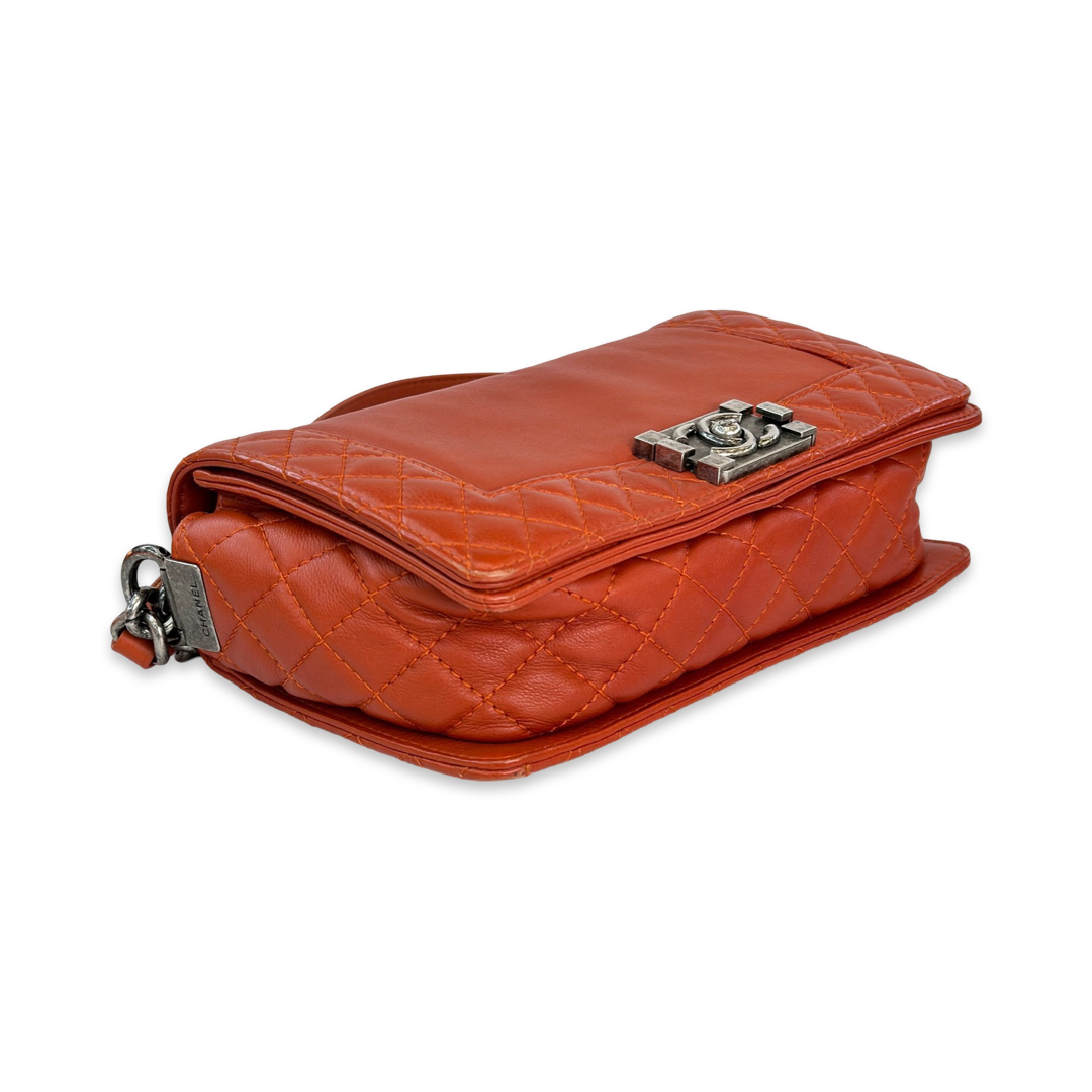 Chanel Medium Reverso Boy Bag - Jiaxyk