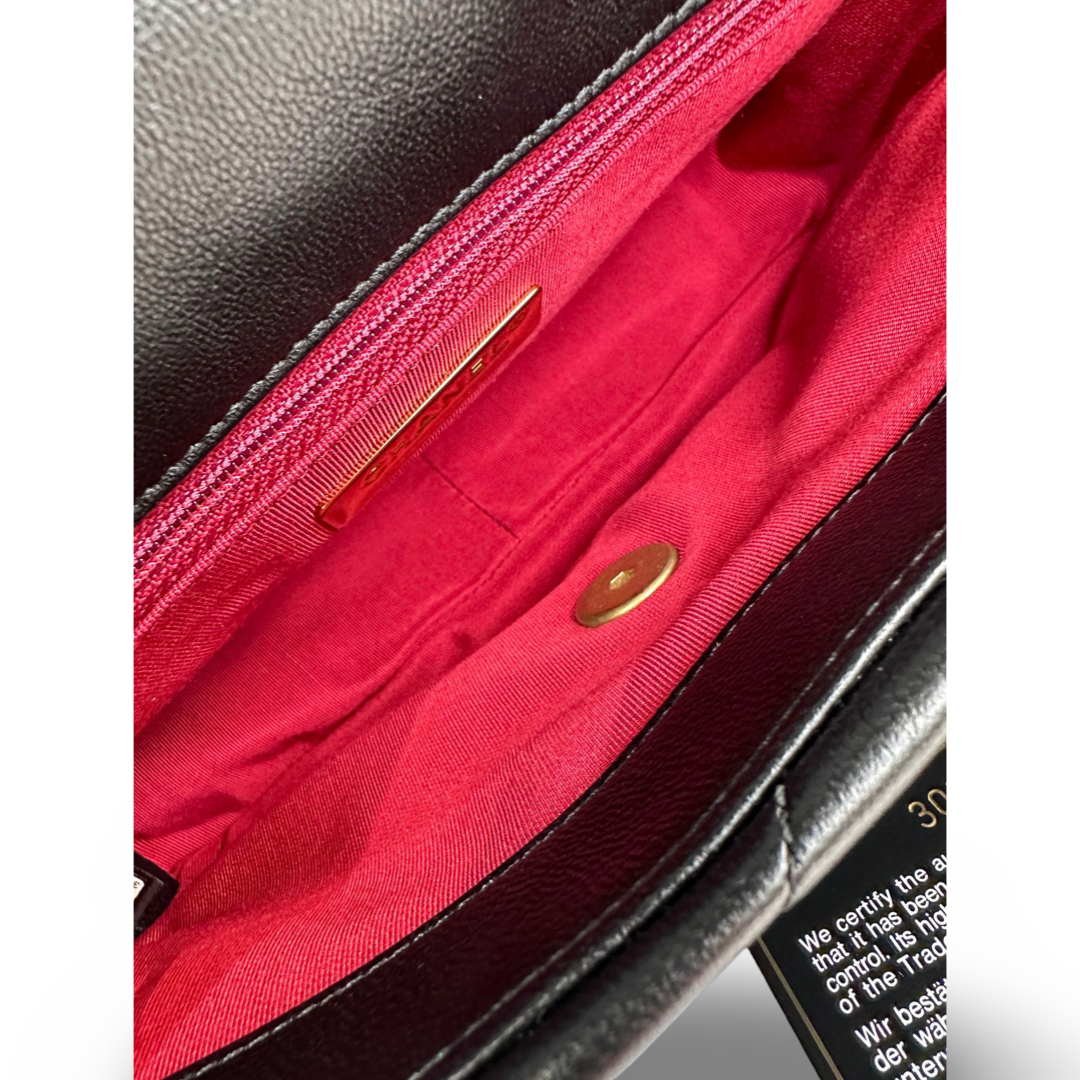 Chanel Black Small 19 Bag - Jiaxyk