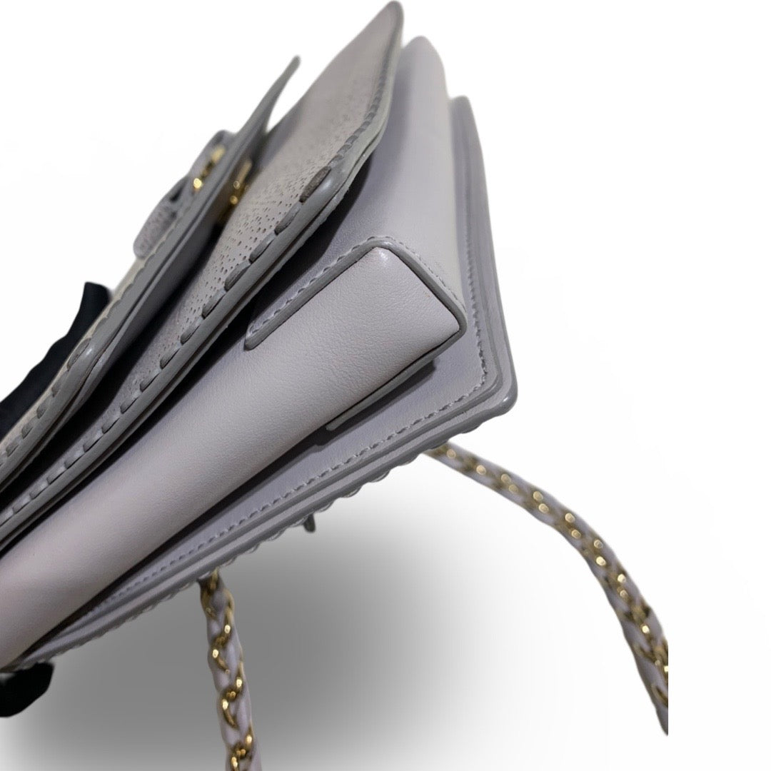 Ferragamo Grey Vara Ginny Leather Crossbody Bag - Jiaxyk