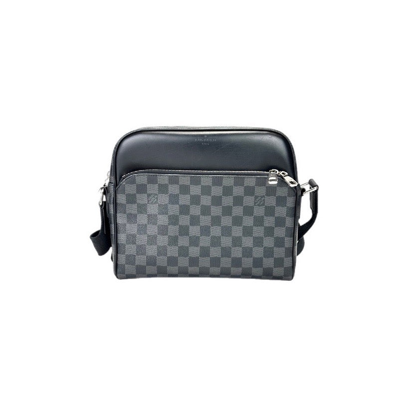 Louis Vuitton Messenger Bags