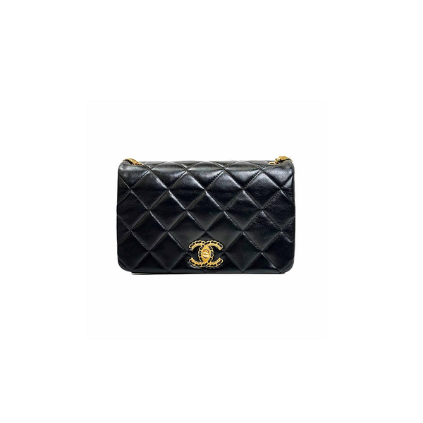 Chanel 22A Black On and On Chain Flap Shoulder Bag - Jiaxyk