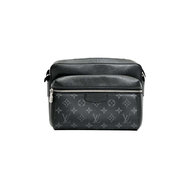 Louis Vuitton Outdoor Messenger Bag - Jiaxyk