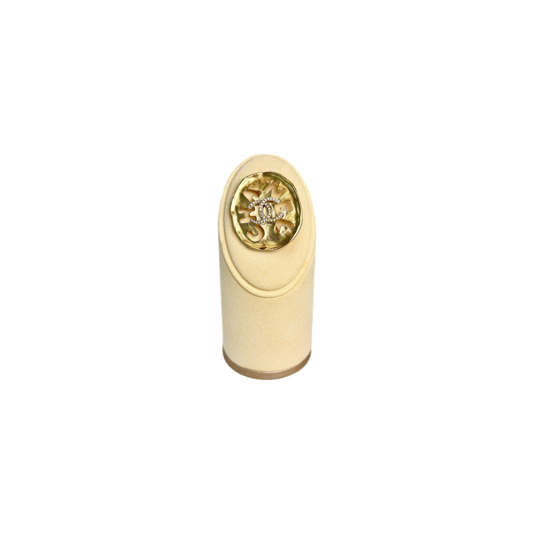 Chanel Oval CC Iconic Brooch