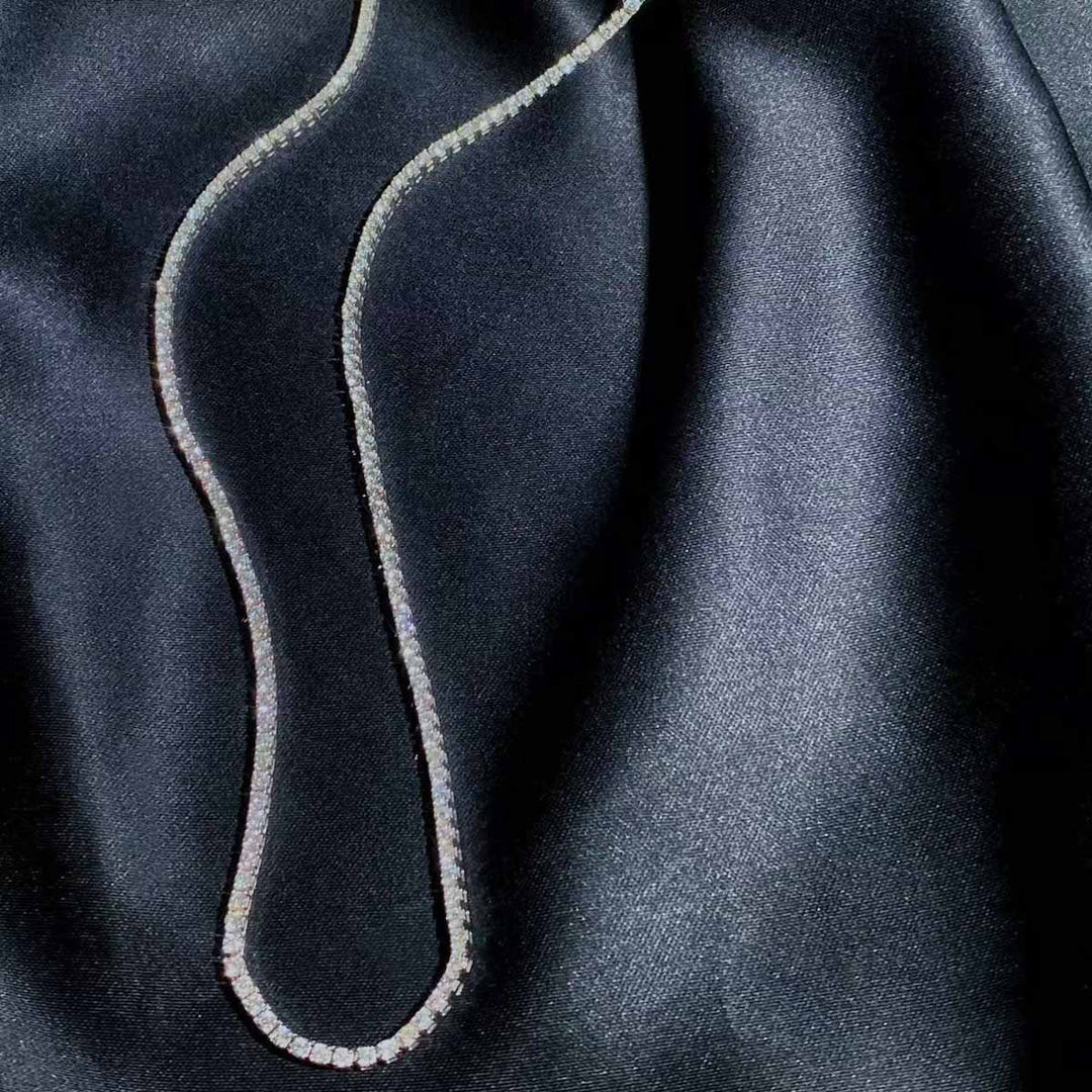 Natural White Diamond Necklace D3.00ct, F-G SI, 18K
