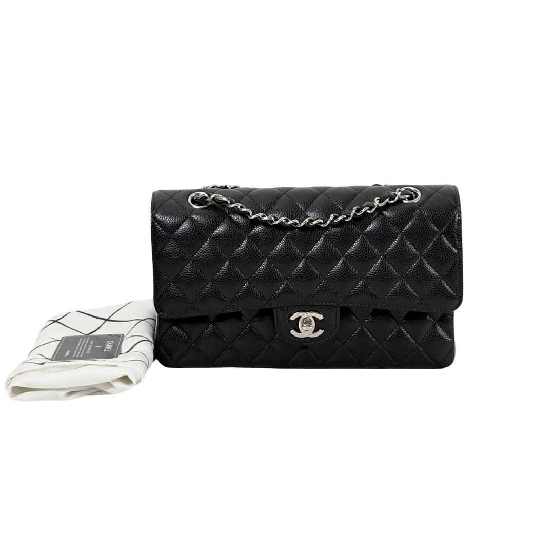 Pre-owned Chanel Classic Flap Medium Black Caviar Silver Bag in Grained Calfskin - photo 2
