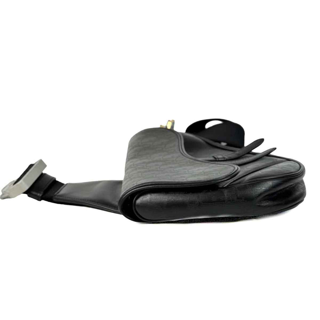 Dior Saddle Men’s Oblique Galaxy Bag
