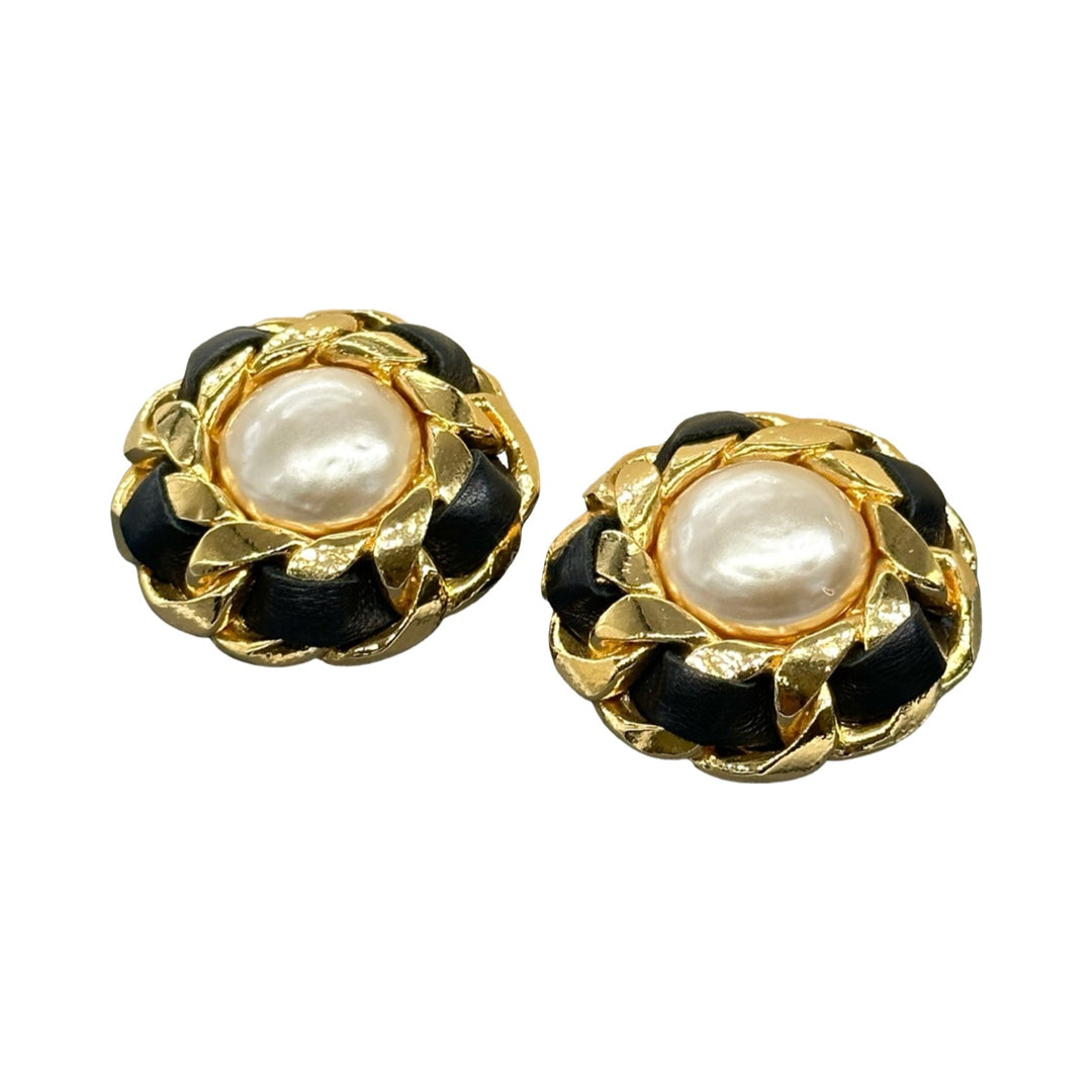 Chanel Vintage Pearl Chain Earring Clip