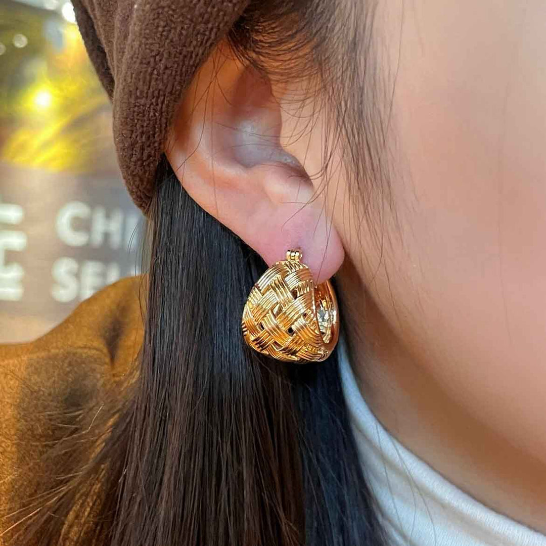18K Solid Yellow Gold Earrings,3.14g