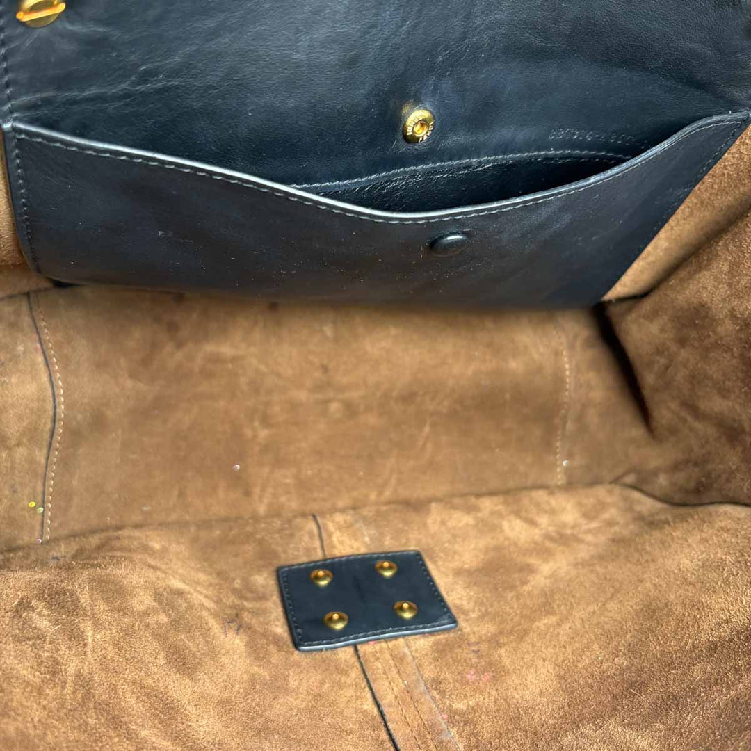 Fendi Kan U Black Leather Shoulder Bag